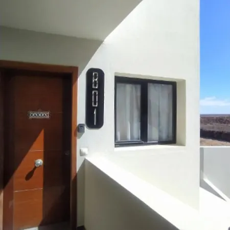 Casa Maria Mar Apartment *